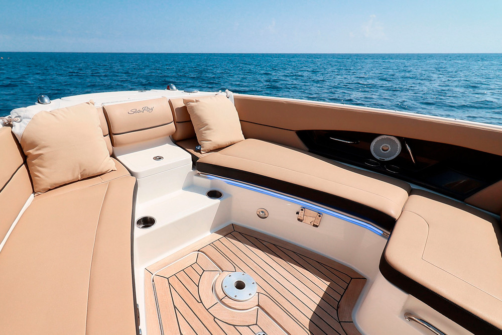 Sea Ray 350 SLX photo 8